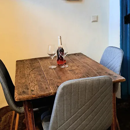 Casa Stramba Zece Hotare